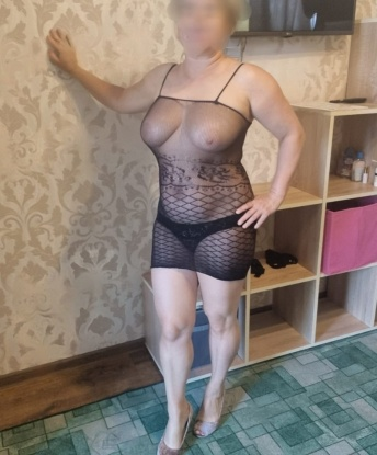 Карина, 40 лет, 4 размер груди